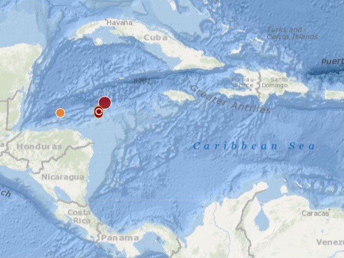 7.5 Terremotos de magnitude no mar do Caribe. Os 12 países estavam no aviso de tsunami Honduras