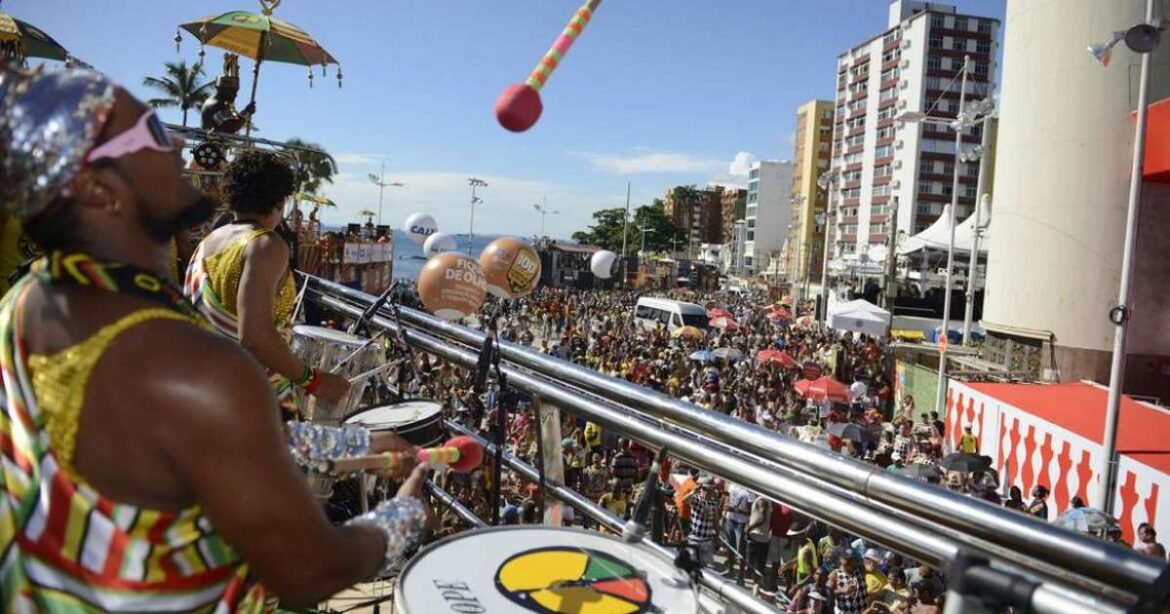 Carnaval deve injetar R $ 1,8 bilhão na economia de Salvador